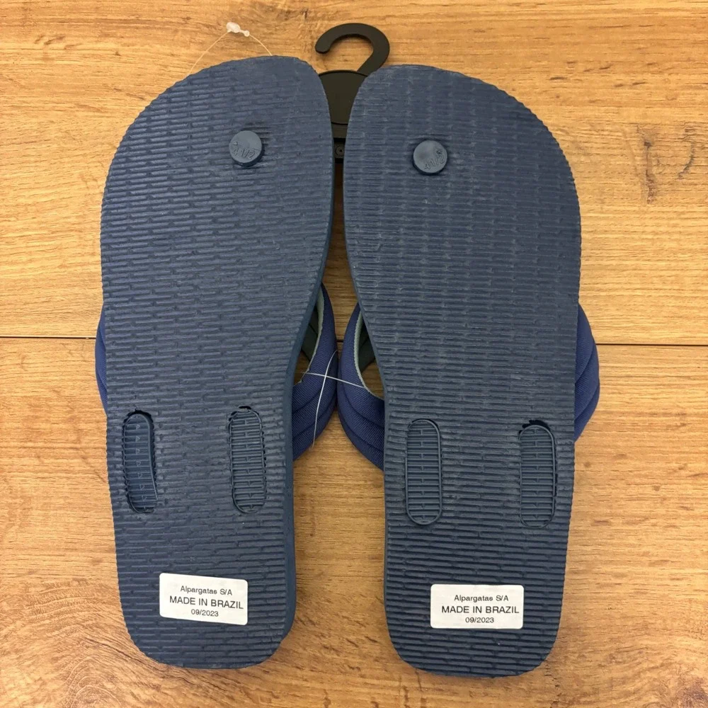 NEW HAVAIANAS Urban Print Flip Flops Navy Blue Stripe Men Size 9/10 Padded Strap